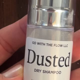Now available!
Dusted  Dry Shampoo

Allows ample lift and volume while soaking up oils . 
A great ne