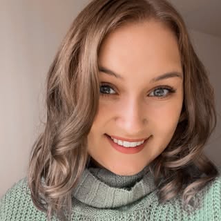 Life is too crazy to be dealing with stress, and our hair can top that list (especially if it is a h