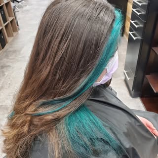 Nothing like a bit of color to "pop" you into the holiday season! Doesn't have to be your whole head