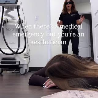 When there’s a medical emergency but you’re an aesthetician… 😂🚨

Don’t worry, she’s got the laser.
