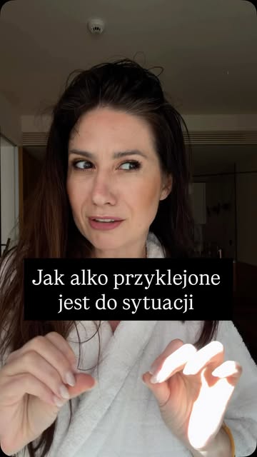 Jak alko przyklejone jest do sytuacji…

•alkohol • alkoholizm • normalizacja picia • sukces • urodzi