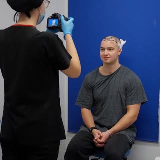 Jeder Schritt zählt! 
Ein genauer Blick auf die Haartransplantation bei Hairmedic.
.
.
#hairmedic #h
