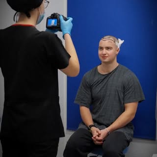 Haarprobleme? Wir helfen dir weiter.
Jetzt kostenfreien Beratungstermin bei Hairmedic in Dortmund si