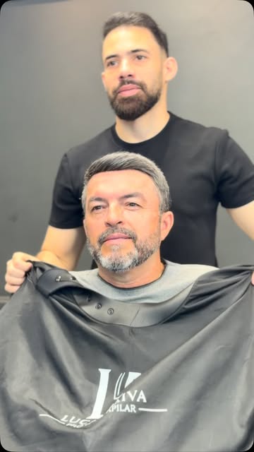 Não é só um antes e depois. É a diferença que um novo visual pode fazer, a Prótese capilar é transfo