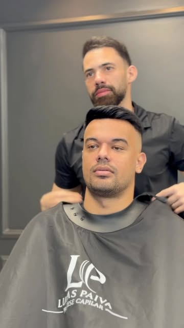 Do antes ao depois, cada detalhe faz a diferença.
Nesse vídeo, mostro um pouco do passo a passo de u