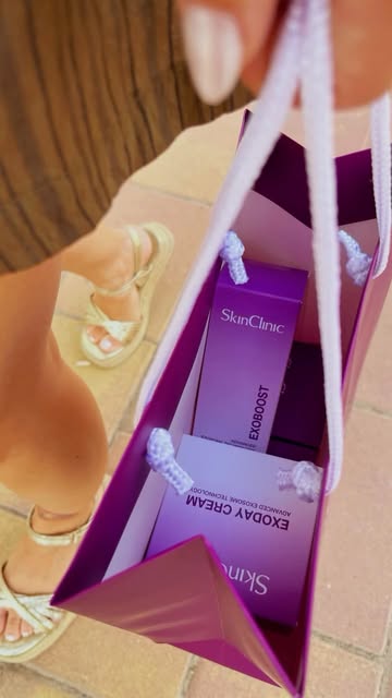 ✨ ¿Y si el secreto para una piel más bonita no fuera añadir… sino ayudarla a regenerarse?

Los exoso