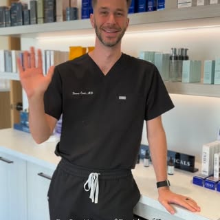 Get to know Dr. Steven Curti, one of our surgeons! 

Dr. Steven Curti is a double-board certified fa