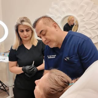 🧠 Every great treatment starts with knowledge—not just technique.

In aesthetic medicine, understan