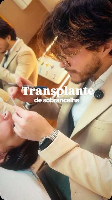 A verdadeira sofisticação está nos detalhes.

No transplante de sobrancelhas, o objetivo não é criar