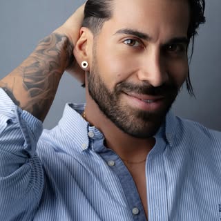Aprovecho que es jueves de #TBT para mostrarles  estas fotos de retrato para la campaña del Dr Leonc