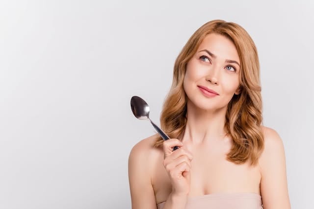 Choosing between surgical and non-surgical surgery: what you need to know. https://bit.ly/4wqKEab 
#