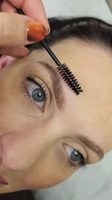 🎨Brows by Deanne

The HEALED results after just one session. We wanted to improve the symmetry and 