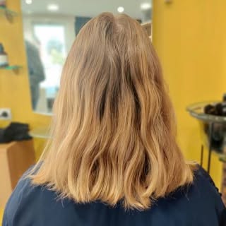 Avant Après 
Coupe / Balayage foncé 💇‍♀️🏖
#avantapres #coiffeur #coiffure #balayage #coupe