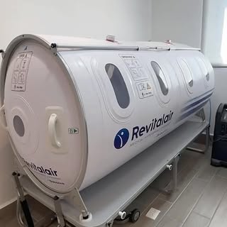 ¿Conoces los beneficios de nuestra Cámara Hiperbárica? 

Este tratamiento innovador está diseñado pa