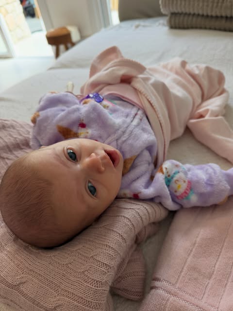 Um apanhado dos últimos 2 meses e de um mundo que ficou mais cor-de-rosa com a chegada dela 🎀 

2 m