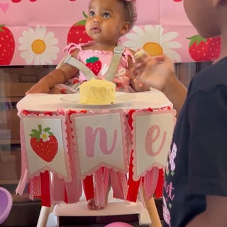 Our baby girl turned 1! 🍓  Naomi is the happiest, laid back, silly girl ever! Between daycare, chur
