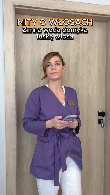 ✨MITY O WŁOSACH
Czy zimna woda domyka łuskę włosa?

💧To jeden z najpopularniejszych mitów pielęgnac