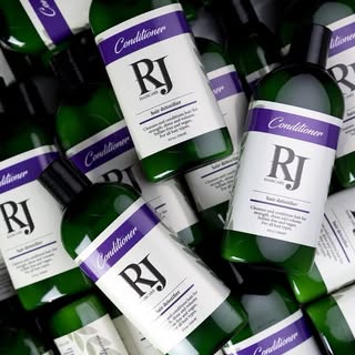 Blog Update - Link in profile.  FREE Conditioner Special!