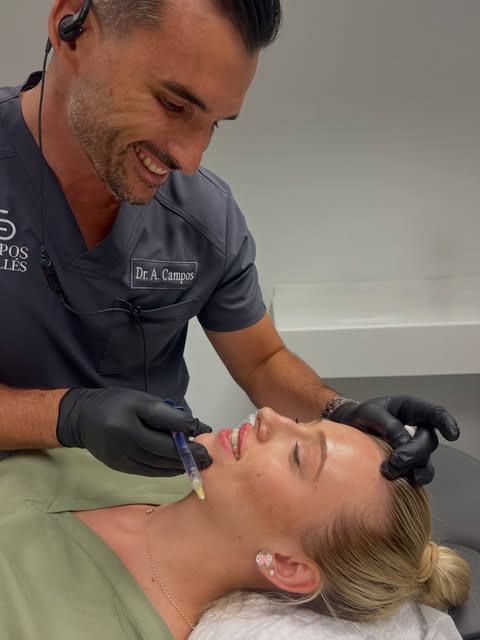 💋 ANTES & DESPUÉS | LABIOS EN M

Cuando un labio bonito no necesita parecer tratado.

En este caso,