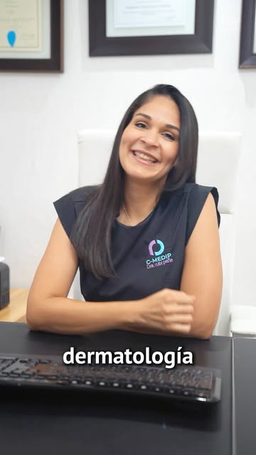 Hoy cambiamos un poquito la dinámica… 👀💜

🔟 preguntas rápidas, algunas de dermatología y otras qu