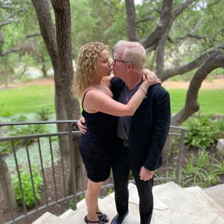 HAPPY 20th ANNIVERSARY to Dr. and Tricia Hall ❤️❤️