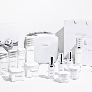 We all know that you'd like to treat your mother this Mother's Day and what better way than to give 