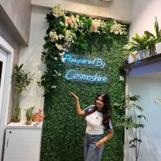 Every transformation begins with the right care. At CosmoShine Clinic, we combine advanced technolog
