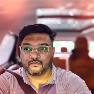 "Rolling with the windows down and good vibes only! 🌞🚘
.
.
.
.
.
.
.
.
.
.
.
.
#TravelGram #CarLov