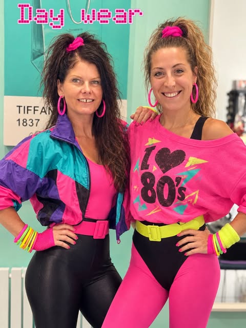 Loving the 80's craze... 

What's your fav... 1,  2, 3 or 4 ?

Trend | 80's | Fashion | Fun | ShellS
