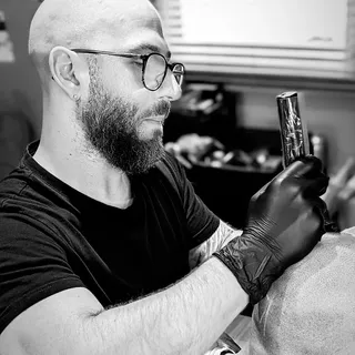 Duncan James SMP Clinic

www.duncanjamessmpclinic.com

Tel 📞 07435396139 

📍London and Bristol