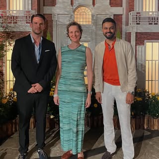 It was a true pleasure reconnecting with my ISAPS Fellowship mentor, Dr. Lina Triana, from whom I le