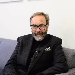 Robert Walton (@robertwaltonmbe) is an established Restauranteur and President of the Restaurant Ass