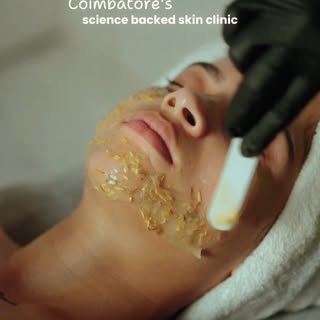 Consult our dermatologist for skincare that's personalized, clinically guided, and backed by science