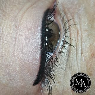 🖤 LINEA DE PARPADO SUPERIOR 📲 313.6423031 
@maritza.micropigmentadora 
.
.
.
#pereira 
#cejasperei