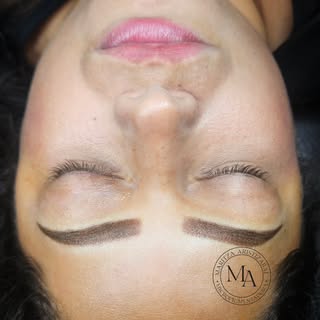 🖤 Cejas Sombreadas 📲 313.6423031 @maritza.micropigmentadora 
.
.
.
#cejaspereira 
#micropigmentaci