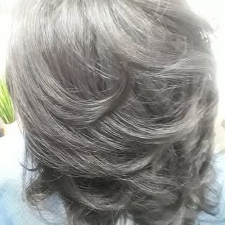 Layered Haircut & Style