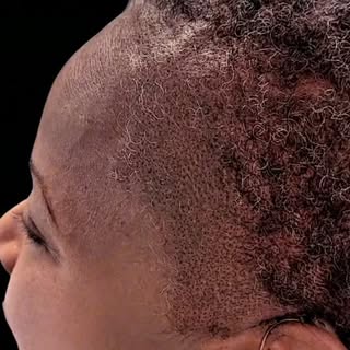 THIS is what Scalp Micropigmentation is all about. 🔥
Up close, you can see how SMP impressions blen