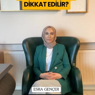Zarafet, detaylarda gizlidir; tasarım ise bir sanattır. 
​Kadınlar için saç tasarımı yaparken yaklaş