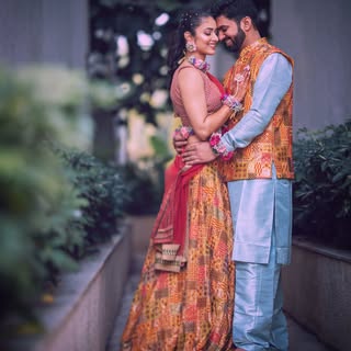 Every moment is pure gold… haldi vibes…
#haldiceremony #haldibride💛 #makeupandhair #haldimakeuplook