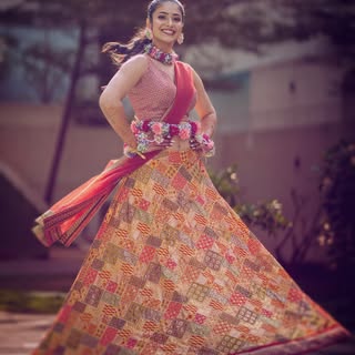 Every moment is pure gold… haldi vibes…
#haldiceremony #haldibride💛 #makeupandhair #haldimakeuplook