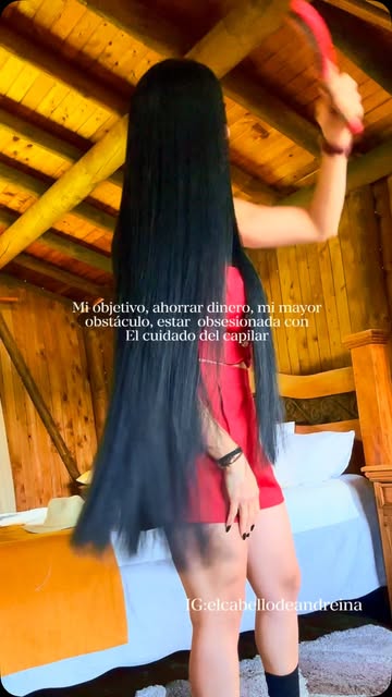 💰 Mi objetivo: ahorrar dinero.
💸 Mi mayor obstáculo: estar obsesionada con cuidar mi cabello. 😂

