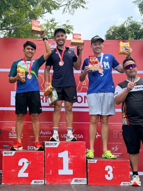 Triathlon win over the weekend! Even better was having our very first CLINIQUE DE PARIS triathlon cl
