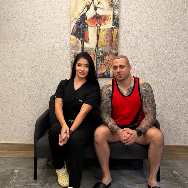 Još jedan važan korak ka novom izgledu. 

Transplantacija kose nije samo estetski zahvat — to je pre