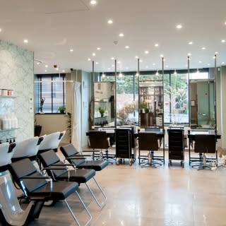 Your next hair transformation starts right here 👆

From a beautifully tailored cut to colour design