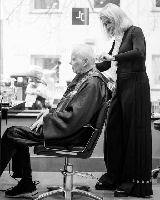 Gentlemen, consider this your sign to make a little time for your hair 💈

Whether it’s a fresh trim