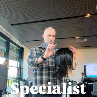 They taught me how to cut…
Now I teach how to design.

After 20+ years in the industry, my foundatio