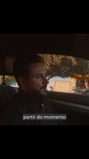 Com o tempo, a gente entende que cada paciente chega trazendo muito mais do que uma queixa sobre o c
