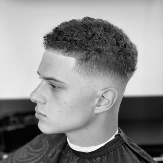2023 EARLY SUMMER COLLECTION:
•Mid Zero Fade 
•Push Back Taper +Beard
•Signature Skin Fade 
•High & 