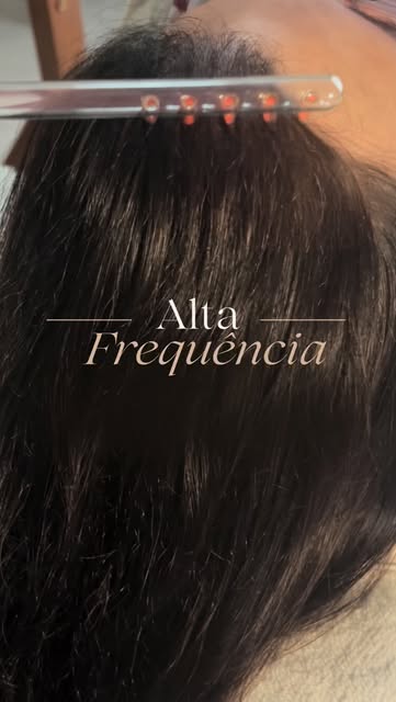 A alta frequência é uma grande aliada da saúde do couro cabeludo! ✨

Sua ação auxilia na oxigenação,