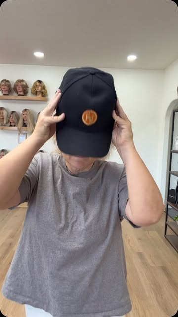 Give your hair a little red-light ❤️ The HairSmart red light therapy cap is an easy non-invasive hai